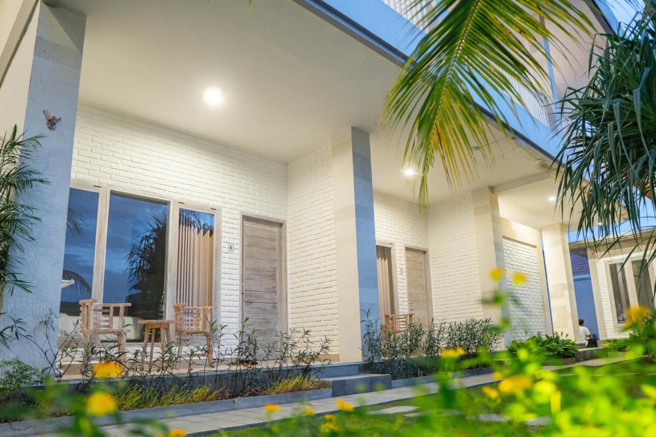 Berawa Dini Guesthouse Canggu  Ngoại thất bức ảnh
